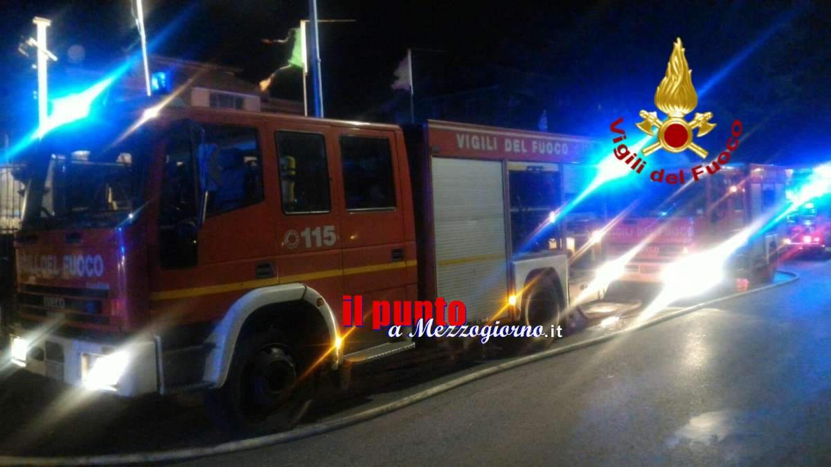 Incendio killer ad Albano Laziale, anziano mure nel suo appartamento in fiamme Incendio killer ad Albano Laziale, anziano mure nel suo appartamento in fiamme
