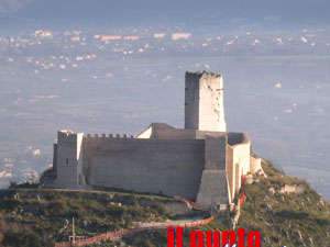 Sopralluogo nella Rocca Janula, torre a rischio crollo: interdetta vasta area