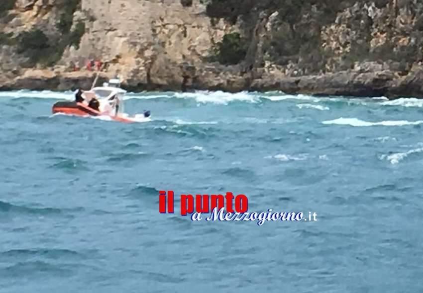 Studentesse di Cassino in balia del mare in tempesta, salvate dalla Guardia Costiera e da un bagnino