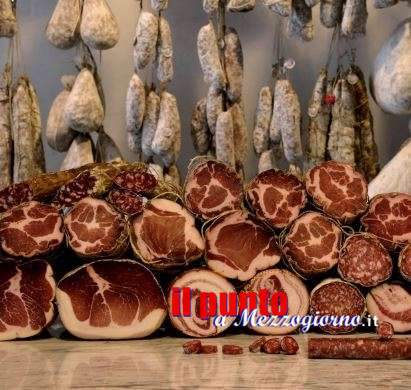 Salumi mal conservati a Latina, il Nas ne sequestra 700 chili