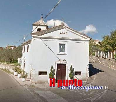 Rapina in chiesa ad Alatri, donna delle pulizie rinchiusa in bagno per svuotare cassetta delle elemosine