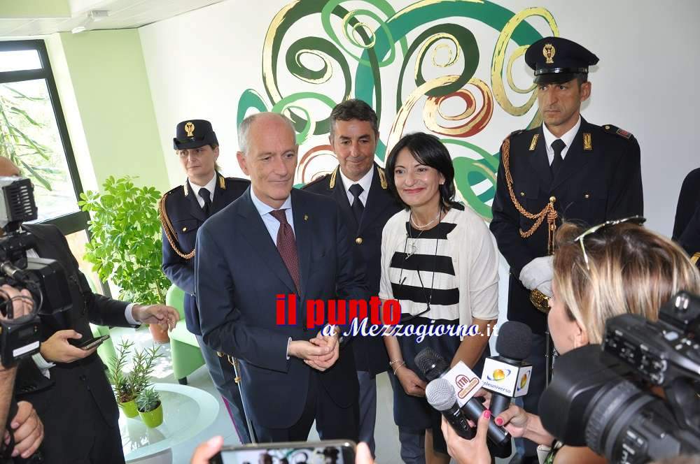 Il Capo della Polizia Franco Gabrielli inaugura la “Green Room” in questura a Frosinone