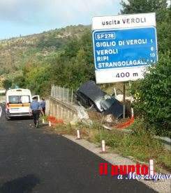 Incidente stradale mortale sulla superstrada a Veroli, auto esce di strada: un morto e due feriti