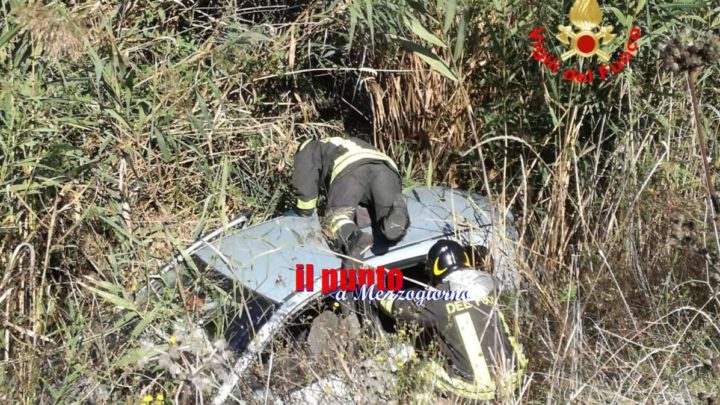 Incidente stradale a Terracina, auto esce di strada e finisce nel canale