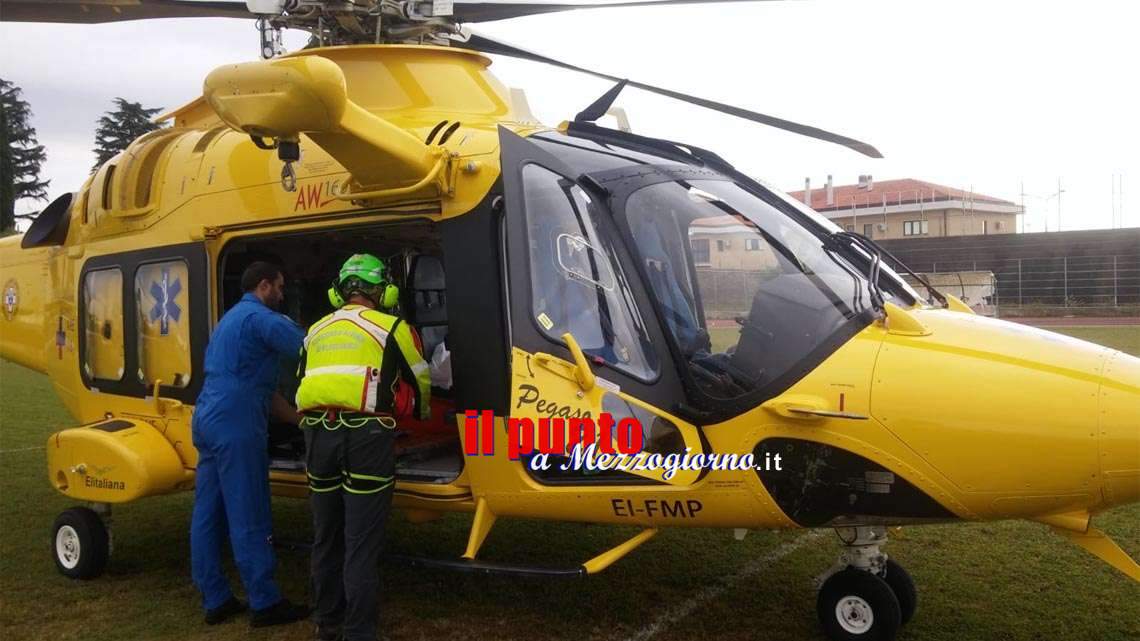 Incidente stradale auto contro scooter in centro a Cassino, grave 16enne