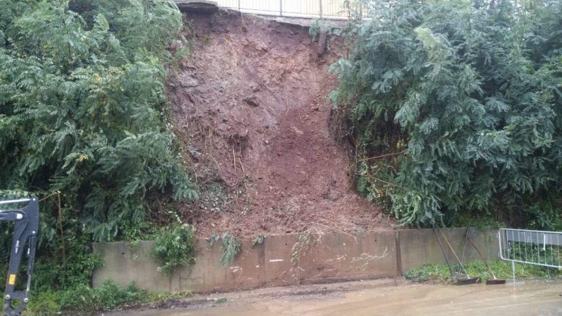 Smottamento sull’Appia a Velletri, si lavora per riaprire la strada