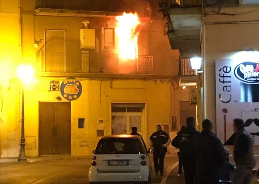 Appartamento distrutto da incendio a Castelforte