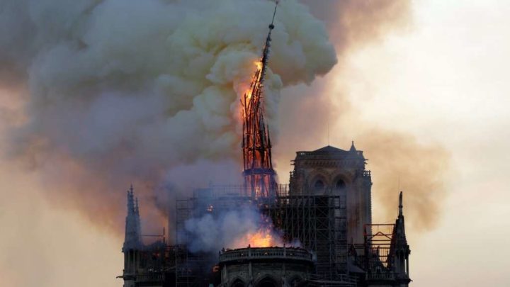 Notre Dame, il giustificato imbarazzo dell’uomo contemporaneo