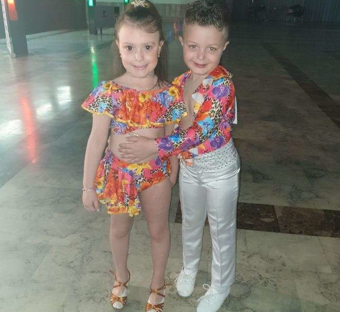 Piccole stelle del ballo, a 5 anni Desirée e Lorenzo incantano il palacavicchi Piccole stelle del ballo, a 5 anni Desirée e Lorenzo incantano il palacavicchi