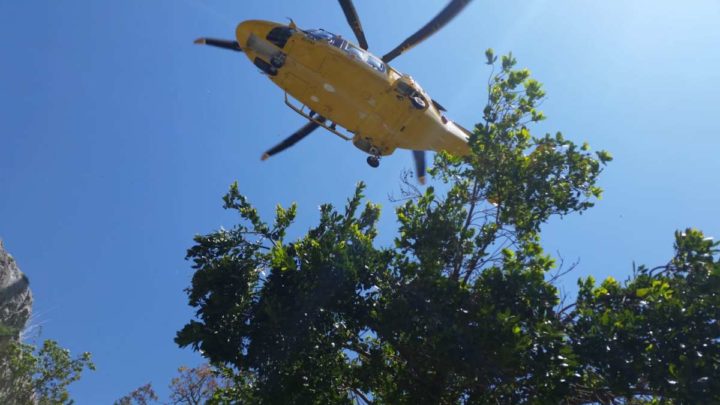 Si infortuna cadendo sul sentiero, recuperato in elicottero dal Soccorso Alpino a Subiaco