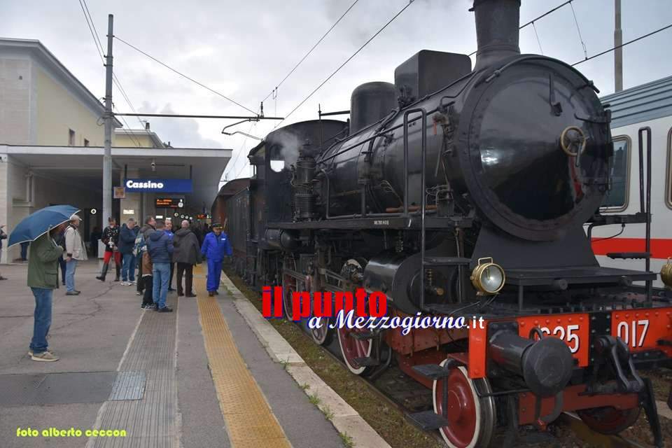 Cassino, un treno a vapore rievoca la prima linea ferroviaria, nel 1863, fra Roma e Napoli
