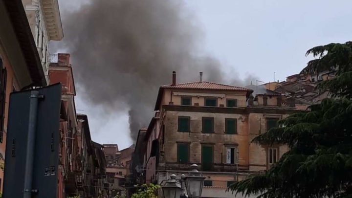 Esplosione in comune a Rocca di Papa, al vaglio la posizione di tre operai molisani