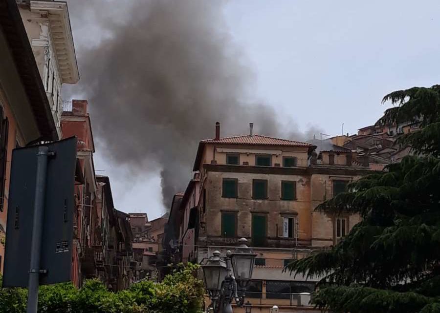 Esplosione in comune a Rocca di Papa, al vaglio la posizione di tre operai molisani