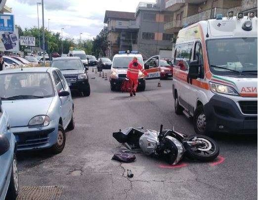 Incidente stradale a Cassino, centauro ferito