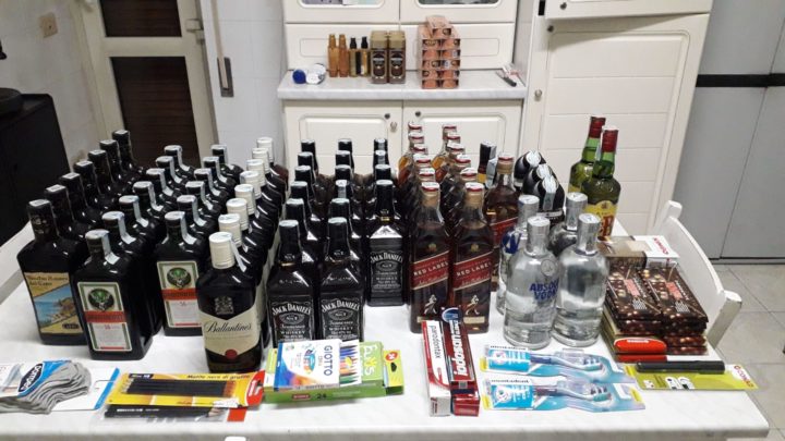 Fanno razzia di liquore nel supermercato Conad di Isola Liri, arrestati quattro stranieri