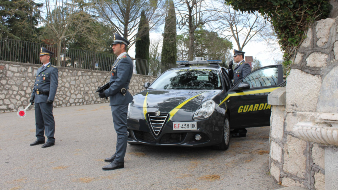 Contrabbando di liquido “svapabile” a Cassino, denunciato 59enne