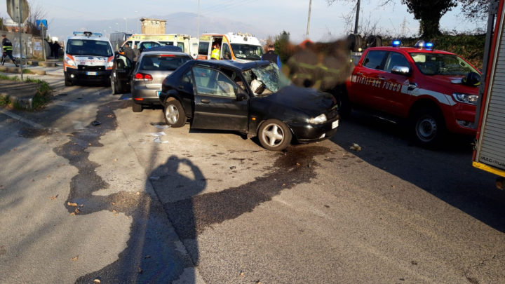 Tragedia sulla superstrada Cassino Mare all’incrocio con via Cerro Antico, muore anziano