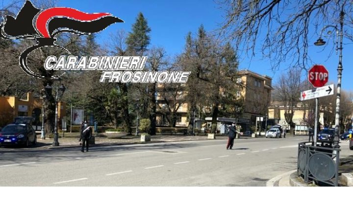 Non rispetta il decreto anticovid-19, carabinieri chiudono un bar a Cassino