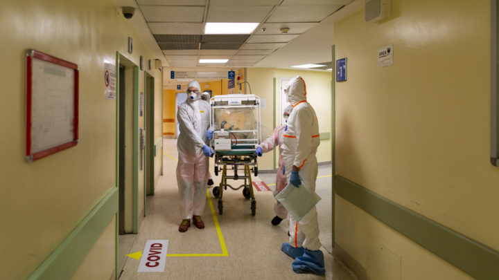 Bilancio coronavirus, nel Lazio sono 1272 i casi positivi al virus. Indagini su morte di un 34enne