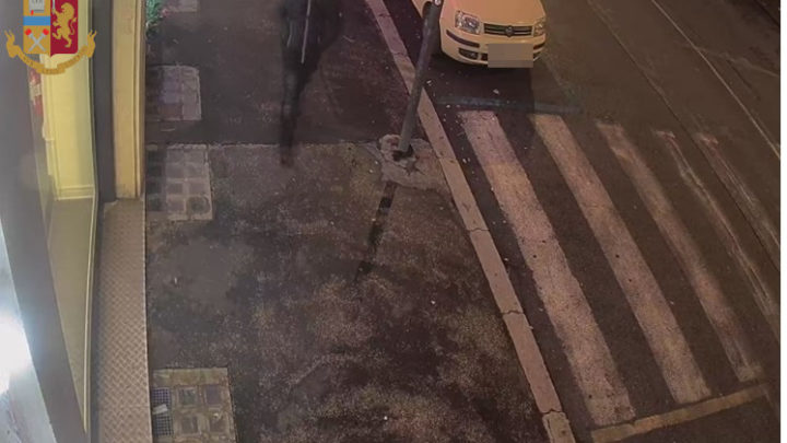 Almeno 6 le vittime accertate, violentatore seriale arrestato dalla Polizia