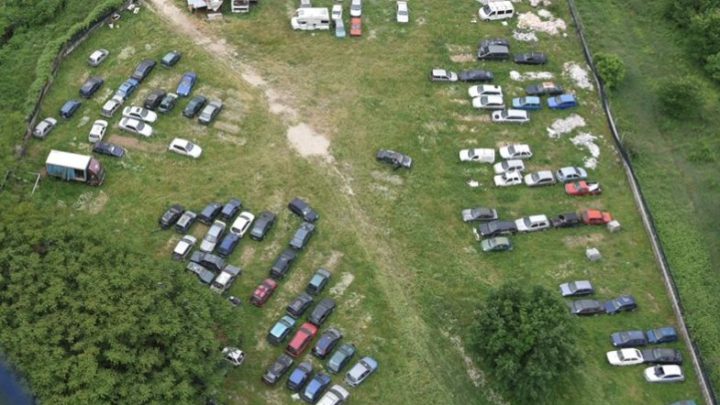 Frosinone – Con l’elicottero finanzieri scoprono terreno adibito a deposito abusivo