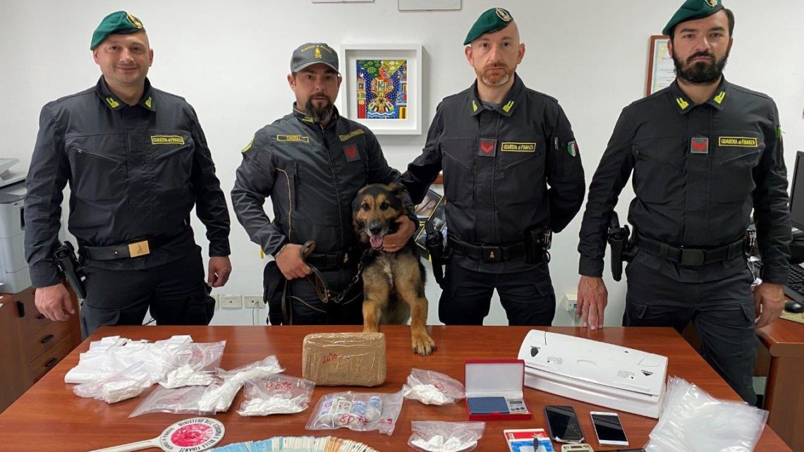 Spaccio di cocaina, arrestato gestore di un bar a Pietramelara