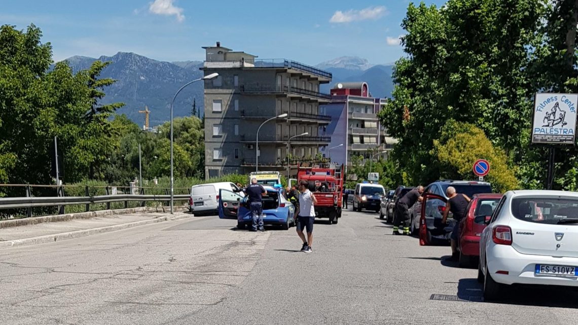 Cassino – Incidente stradale su viale Bonomi, soccorsi sul posto Cassino – Incidente stradale su viale Bonomi, soccorsi sul posto