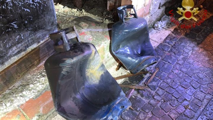 Boato nel centro storico di Fornelli, esplode bombola di Gpl