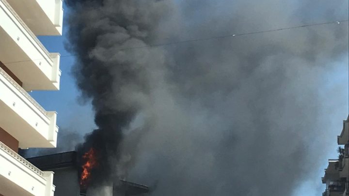 Appartamento al terzo piano in fiamme a Venafro