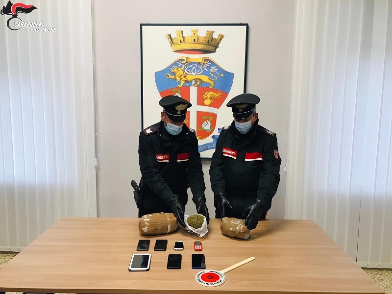 Fermati con 2kg di marijuana nell’auto, 4 arresti a San Vittore del Lazio