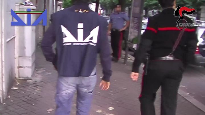 Cassino – Vasta operazione antimafia, sequestri per due milioni di euro a famiglia rom