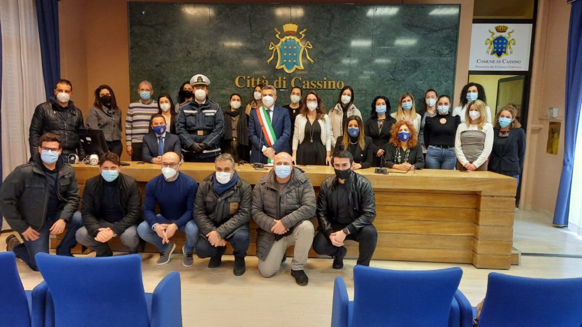 Cassino – Giurano in Comune i 24 neo assunti Cassino – Giurano in Comune i 24 neo assunti