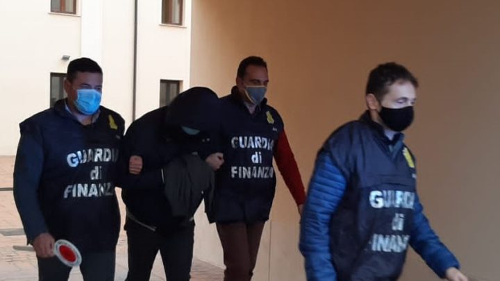 Frode fiscale per oltre 6 milioni di euro, arrestato imprenditore di Aprilia