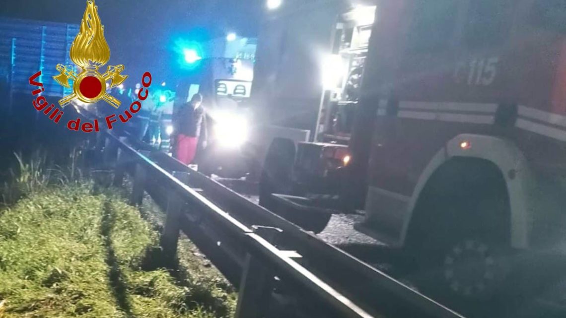 Incidente stradale sulla sulla strada statale Quater, muore centauro a Castel Volturno Incidente stradale sulla sulla strada statale Quater, muore centauro a Castel Volturno