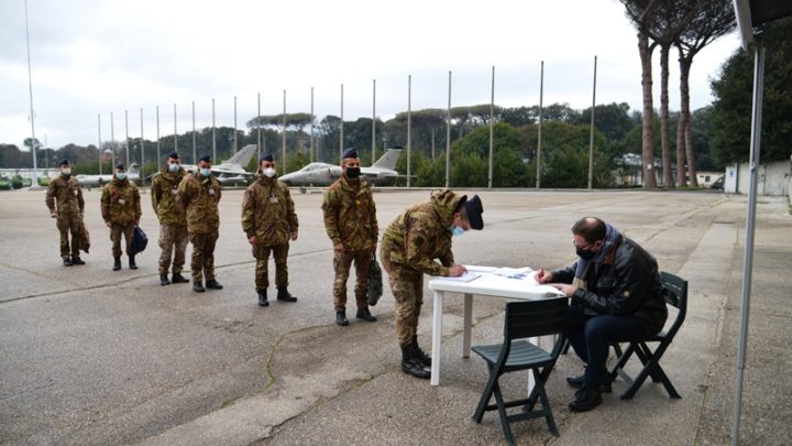 Giornata all’insegna della donazione di sangue presso la Scuola Specialisti dell’Aeronautica Militare di Caserta