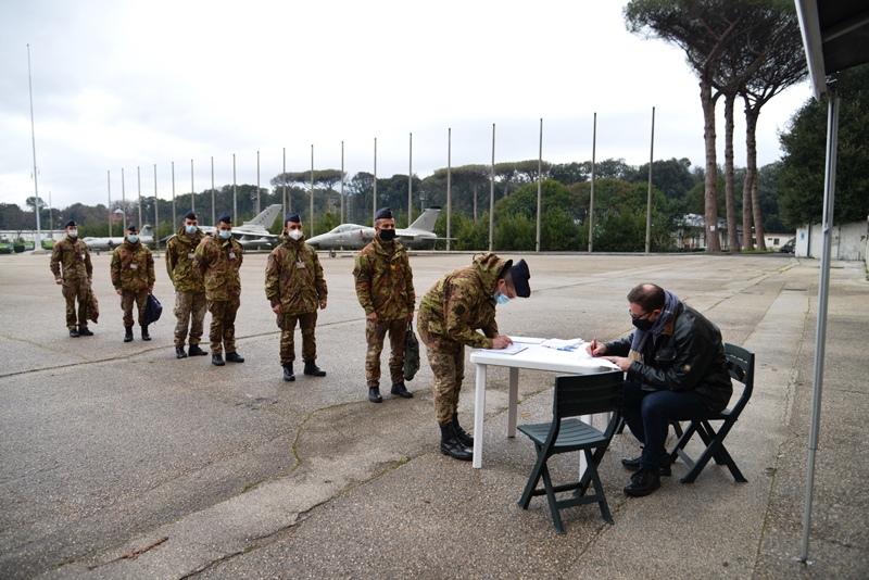 Giornata all’insegna della donazione di sangue presso la Scuola Specialisti dell’Aeronautica Militare di Caserta