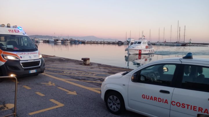 La Guardia Costiera di Gaeta soccorre 55enne colto da malore