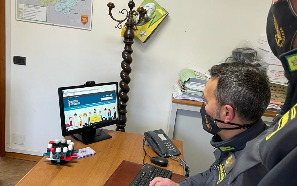 Percepivano illecitamente il reddito di cittadinanza, 14 persone denunciate a Fiuggi, Alatri e Trevi nel Lazio Percepivano illecitamente il reddito di cittadinanza, 14 persone denunciate a Fiuggi, Alatri e Trevi nel Lazio