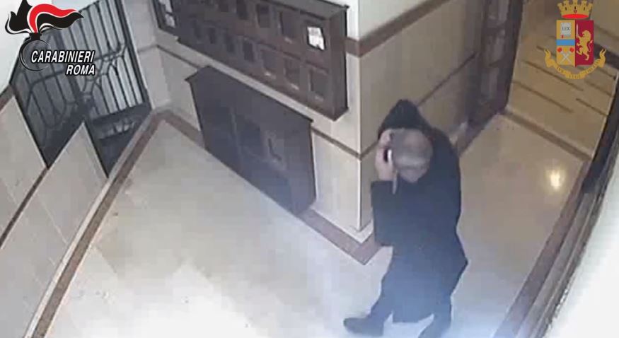 Finti avvocati e marescialli per truffare anziani tra Lazio e Friuli, 7 arresti Finti avvocati e marescialli per truffare anziani tra Lazio e Friuli, 7 arresti