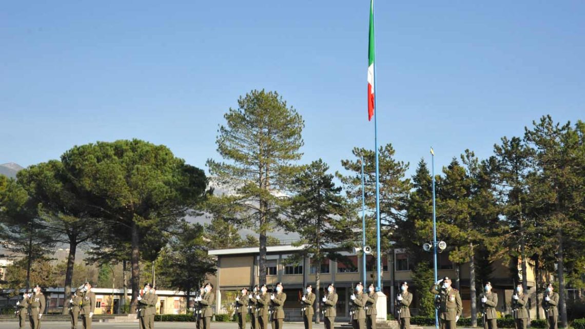 Esercito – 327 Volontari del 4° blocco 2019 giurano fedeltà alla Repubblica Italiana Esercito – 327 Volontari del 4° blocco 2019 giurano fedeltà alla Repubblica Italiana