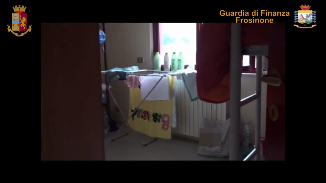 Cassino – Accoglienza migranti, 8 arresti e sequestri per un milione di euro Cassino – Accoglienza migranti, 8 arresti e sequestri per un milione di euro