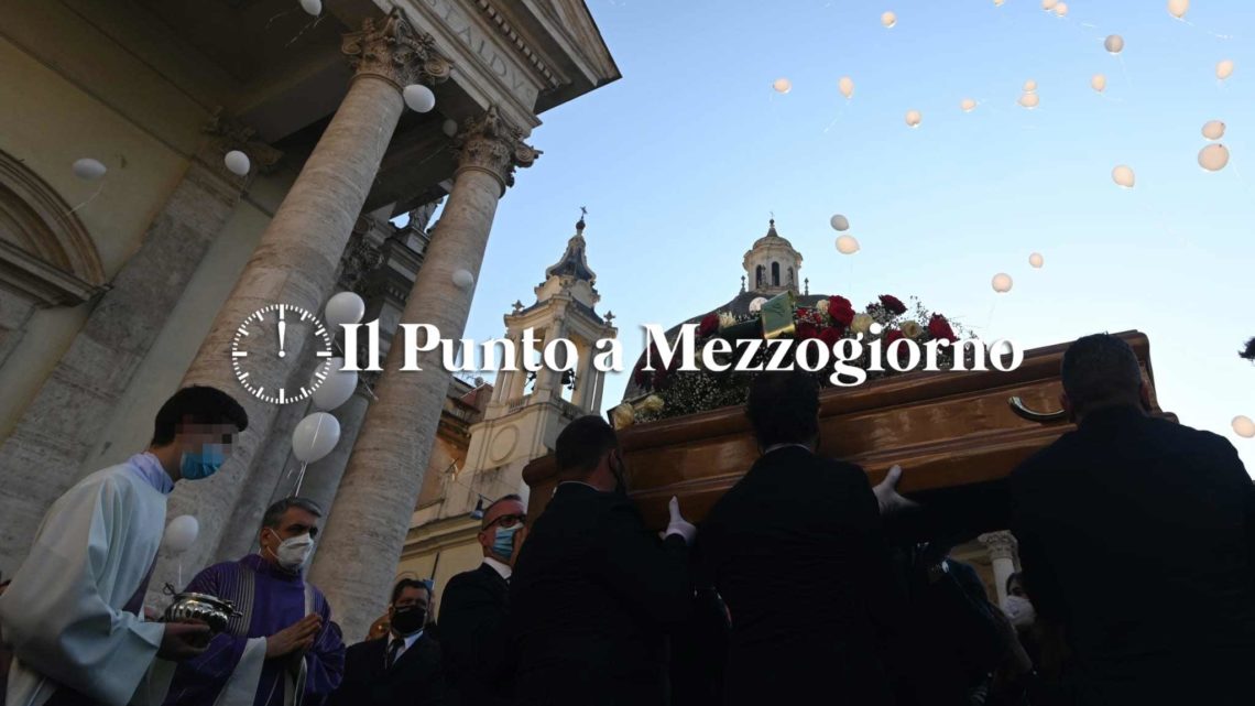 In Piazza del Popolo a Roma, l’addio a Claudio Coccoluto, maestro tra i dj