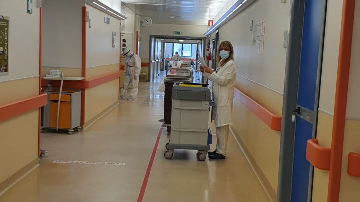 Covid: Asl Frosonone, madre e figlia tornano a casa dopo settimane di ricovero