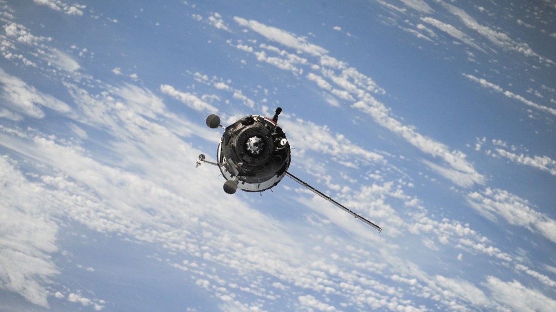 Rientro incontrollato in atmosfera del lanciatore spaziale cinese, interessate 9 regioni del centro-sud Rientro incontrollato in atmosfera del lanciatore spaziale cinese, interessate 9 regioni del centro-sud