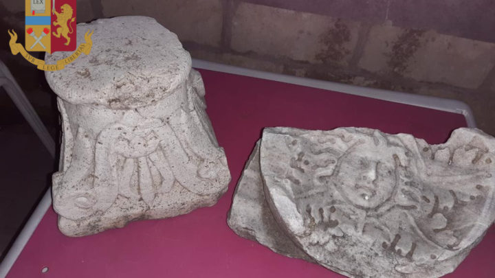 Roma – Reperti storici sequestrati grazie alla segnalazione di un archeologo, tre denunciati
