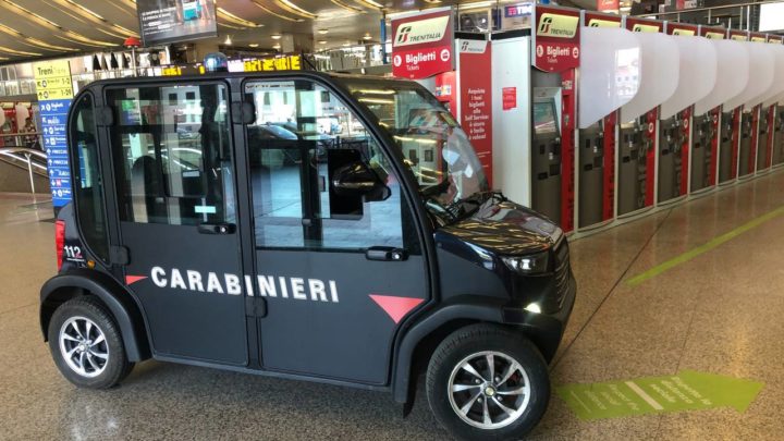 Rubano Pc e carte di credito sul treno Frosinone Roma, arrestati due addetti alle pulizie