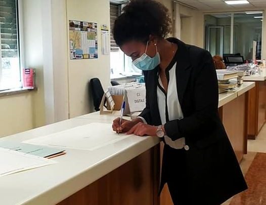 Saloua realizza il suo sogno; “finalmente sono cittadina italiana”