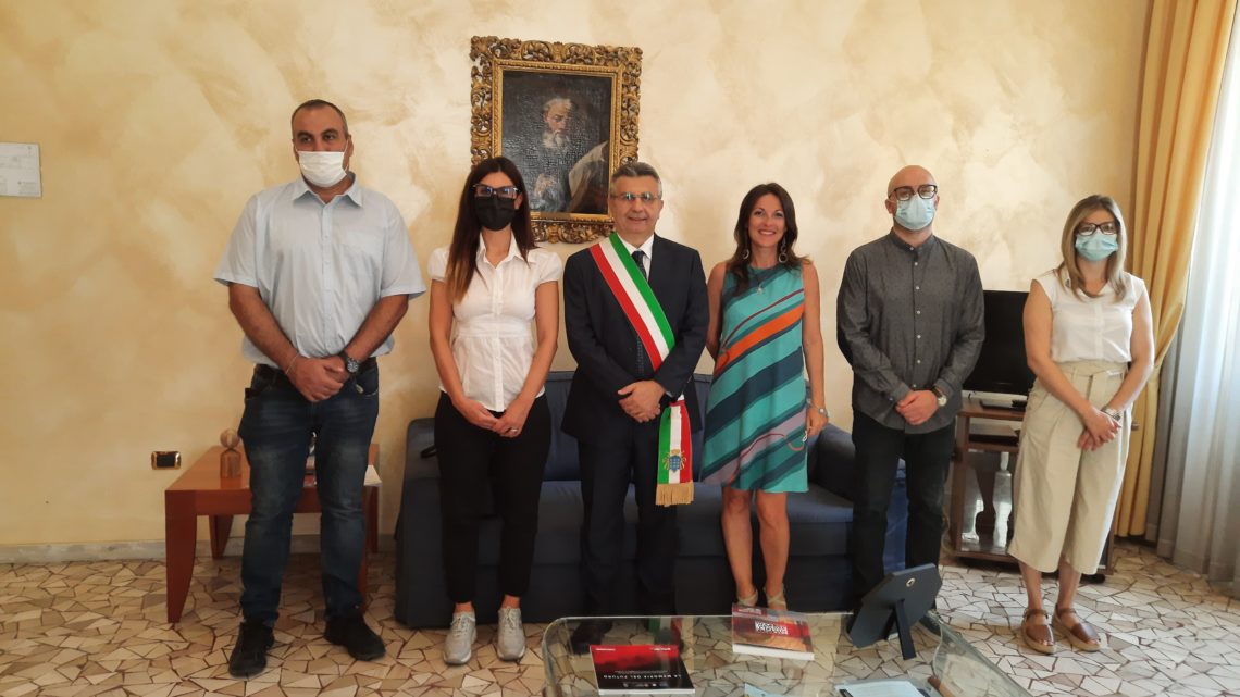 Cassino – Prendono servizio i 4 neo dipendenti del Comune Cassino – Prendono servizio i 4 neo dipendenti del Comune