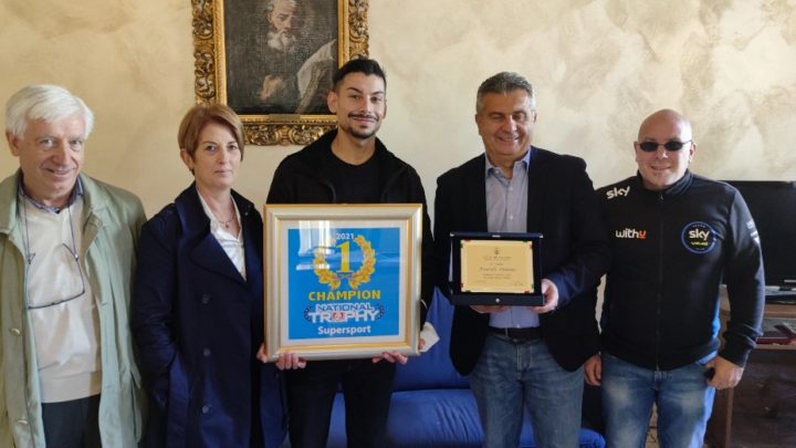 Cassino – Il neo campione di motociclismo Armando Pontone ricevuto in Comune