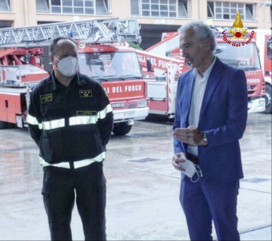 Il sindaco Coletta visita i Vigili del Fuoco del comando provinciale di Latina